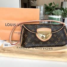 Louis Vuitton | Bags | Louis Vuitton Beverly Pochette | Poshmark