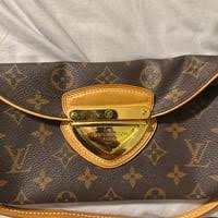 Louis Vuitton pouchette Beverly | Mercari
