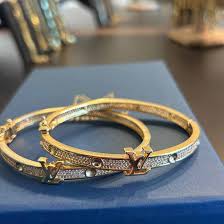 Bracelete LV cravejado - JoiasMx