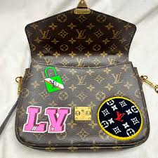Louis Vuitton Monogram Canvas Patches Pochette Metis MM Bag Limited Edition | eBay