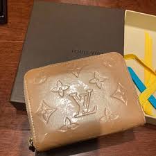 Louis Vuitton | Bags | Louis Vuittonvernis Zippy Coin Purse ...