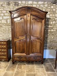 Proantic: Burgundy Walnut Trouser Cabinet