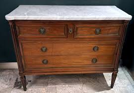 Louis Xvi Style Wooden Chest of Drawers with Four Drawers and Shaped Marble Top, 1910 for sale at Pamono