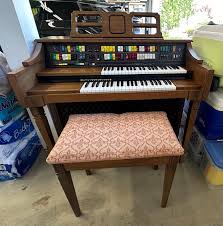 Vintage Lowrey Holiday with Magic Genie Electric Organ | eBay