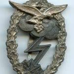 Luftwaffe ground assault badge - C.E. Juncker, Berlin - Generalassaultmilitaria