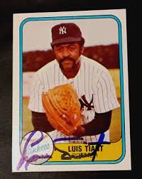 LUIS TIANT NEW YORK YANKEES PITCHER SIGNED AUTOGRAPHED 1981 ...