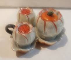 Vintage 1950's Salt & Pepper Condiment Set Gold Castle Chikusa Japan Flower Frog | eBay