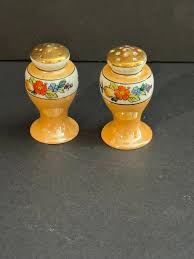 Japan Vintage Salt and Pepper Shakers, 1940s–1950s, Vintage Salt and Pepper Shakers From Japan, From the Years Between 1940 and 1950 - Etsy