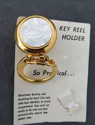 Vtg Retractable Key Reel Holder Keyring Keychain On Card ...