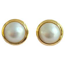 Unicorn White Freshwater Pearl Snap Back Earrings (with 14K Solid Yellow Gold) For Sale at 1stDibs