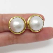 NYJEWEL 18k Yellow Gold 15mm Mabe Pearl Clip On Earrings | eBay Australia