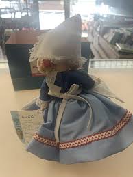 Madame Alexander Netherlands #591 8" International Doll w ...
