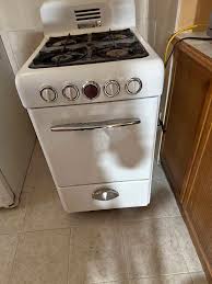 Kitchen Ovens for sale in Behind the Rocks | Facebook Marketplace | Facebook