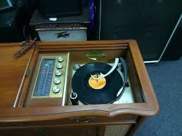 Vintage Magnavox Micromatic Stereo Console #150927-2 Phono ...