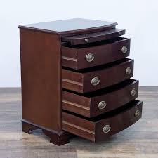 Bombay Company Classic 4 Drawer Chest in a Mahogany Finish ...