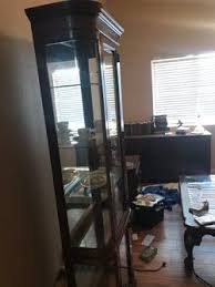 Antique curved glass curio cabinet for Sale in Sacramento, CA - OfferUp