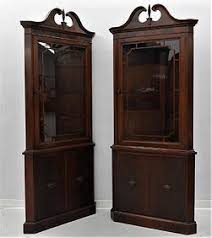 Federal Mahogany Corner Curio Cabinet By Bassett Furniture
