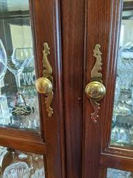 Antique China hutch / china cabinet for Sale in Los Angeles, CA - OfferUp