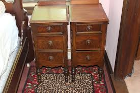 Lot - Pair of 3-Drawer Mahogany Nightstands