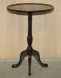 VINTAGE OVAL MAHOGANY CARVED LEGS PIE CRUST EDGE QUAD LAMP SIDE END WINE TABLE | eBay