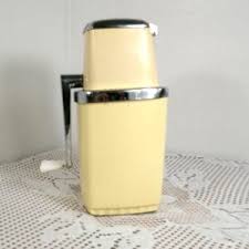 1960's NOS Made in Hong Kong Plastic Ice Shaver W/ Original Box ~ Retro Barware ~ Hand Crank Ice Crusher ~ Red & White Plastic Ice Holder ~ - Etsy