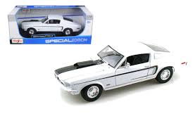 1968 Ford Mustang GT Cobra GT 1:18 Die-cast Vehicle Maisto ...