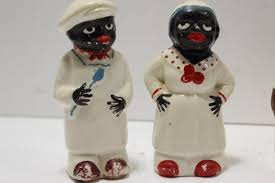 Sold at Auction: MAMMY & CHEF VINTAGE S&P SHAKERS
