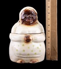 Sold at Auction: Vintage Black Americana Mammy Cookie Jar