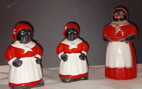 Sold at Auction: AUNT JEMIMA COOKIE JAR AND MUGS