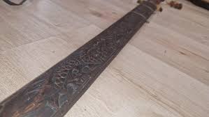 Does this sword have any value : r/SWORDS