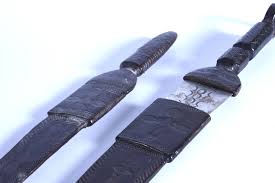 SHORT SWORD, 2 pcs, North Africa, 18/1900s. Weapons ...