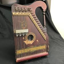 Antique Chartola Autoharp by International Music Corporation ...