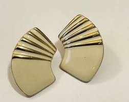 Vintage Trifari Earrings Pierced Enamel Beige and Turquoise Hallmarked 1" Long by 5/8" Wide Half Circle Crescent Button Earrings Gold Tone - Etsy UK