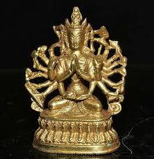 4.4" old Tibet Copper Gilt Buddhism 18 Hands Maha Cundi ...
