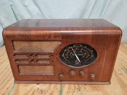 Vintage Delco Radio Super Heterodyne Tube Receiver ...