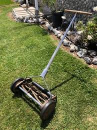 Vintage Craftsman Deluxe 100 Push Mower for Sale in La Habra Heights, CA - OfferUp
