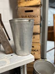 Metal Sap Bucket – Terra Americana