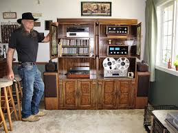 My friend's dad's system is what got me hooked : r/audiophile