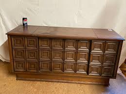 Zenith Console Radio/8-Track/Record Player SO COOL VINTAGE Model D931- Works! #25001 | Auctionninja.com