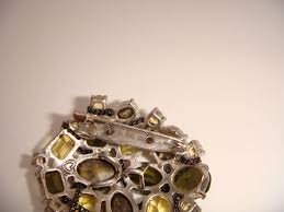 COSTUME STELLA & DOT YELLOW STONE PIN BROOCH PENDANT CHAIN ...