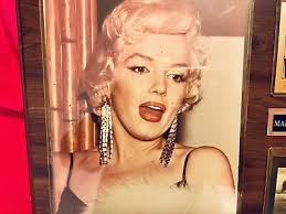 VINTAGE MARILYN MONROE PHOTO FRAME WITH ENGRAVED PLAQUE ...