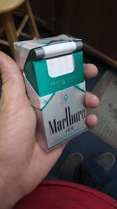 New Marlboro Ice Reseal pack! Love these things. : r/Cigarettes
