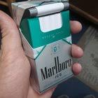Nuevo paquete Marlboro Ice Reseal! Me encantan estas cosas. : r/Cigarettes