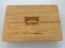 Vintage Marlboro Wood Case Poker Set With Chips And 2 Card ...