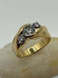 W.L. 18k Yellow Gold Diamond Ring is Centered With One (1 ...