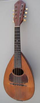 Sold at Auction: C.F. MARTIN & CO MANDOLIN BOWLBACK CIRCA 1900'S