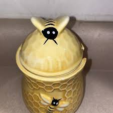 Maxcera Spring Collection Honey Pot Yellow Honeycomb Bees ...