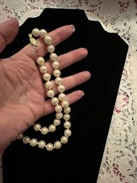 Choker Collar White Faux Pearl Necklace W/Gold Tone Filigree ...