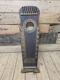 Vintage 1930's Marxochime Colony 32 String Violin Uke-no Bow ...