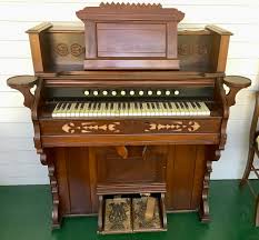 1890-1900 Antique Pump Organ by Chicago Cottage Organ Co ...